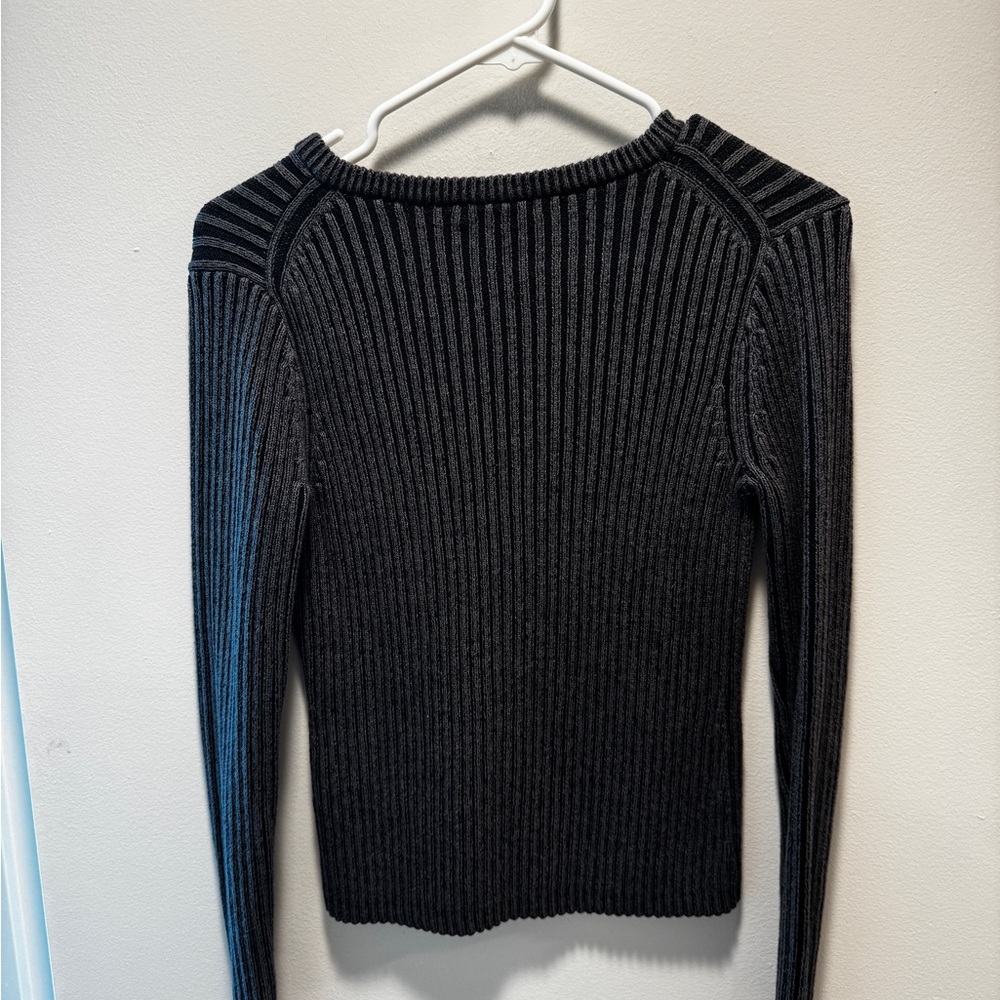 JW ANDERSON UNIQLO Gray Ribbed Knit Sweater - Picture 3 of 4